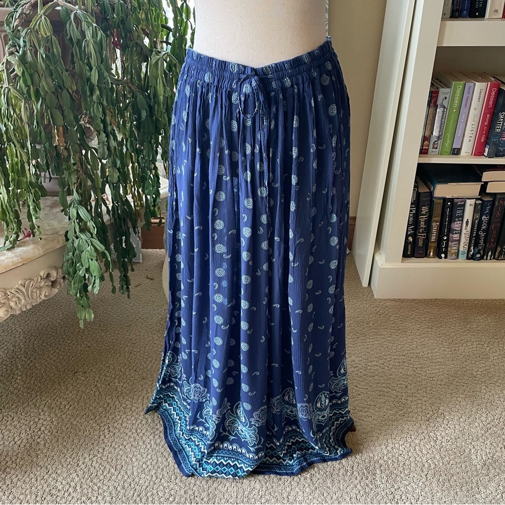 Cabela’s blue rayon maxi skirt